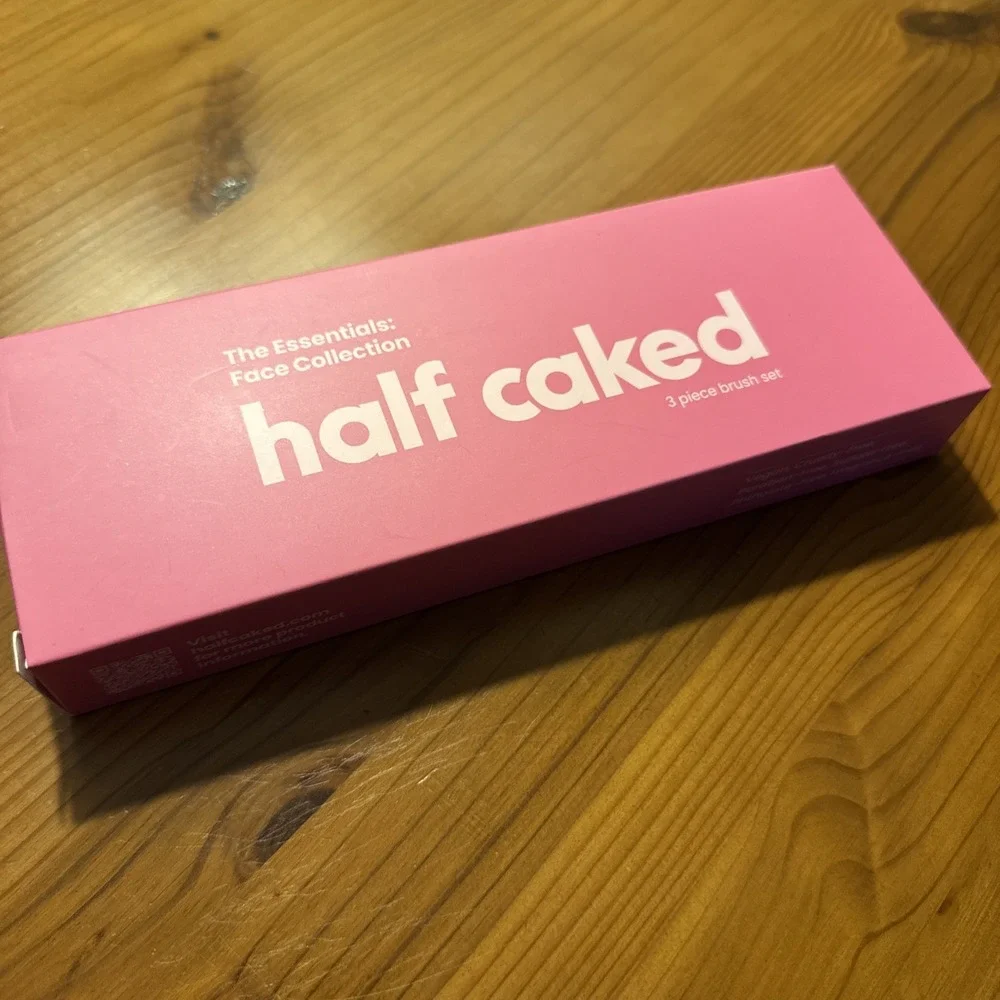 NIB Half Caked‎ 3 Piece Vegan Makeup Brush Set A $34 Value! $40 MSRP